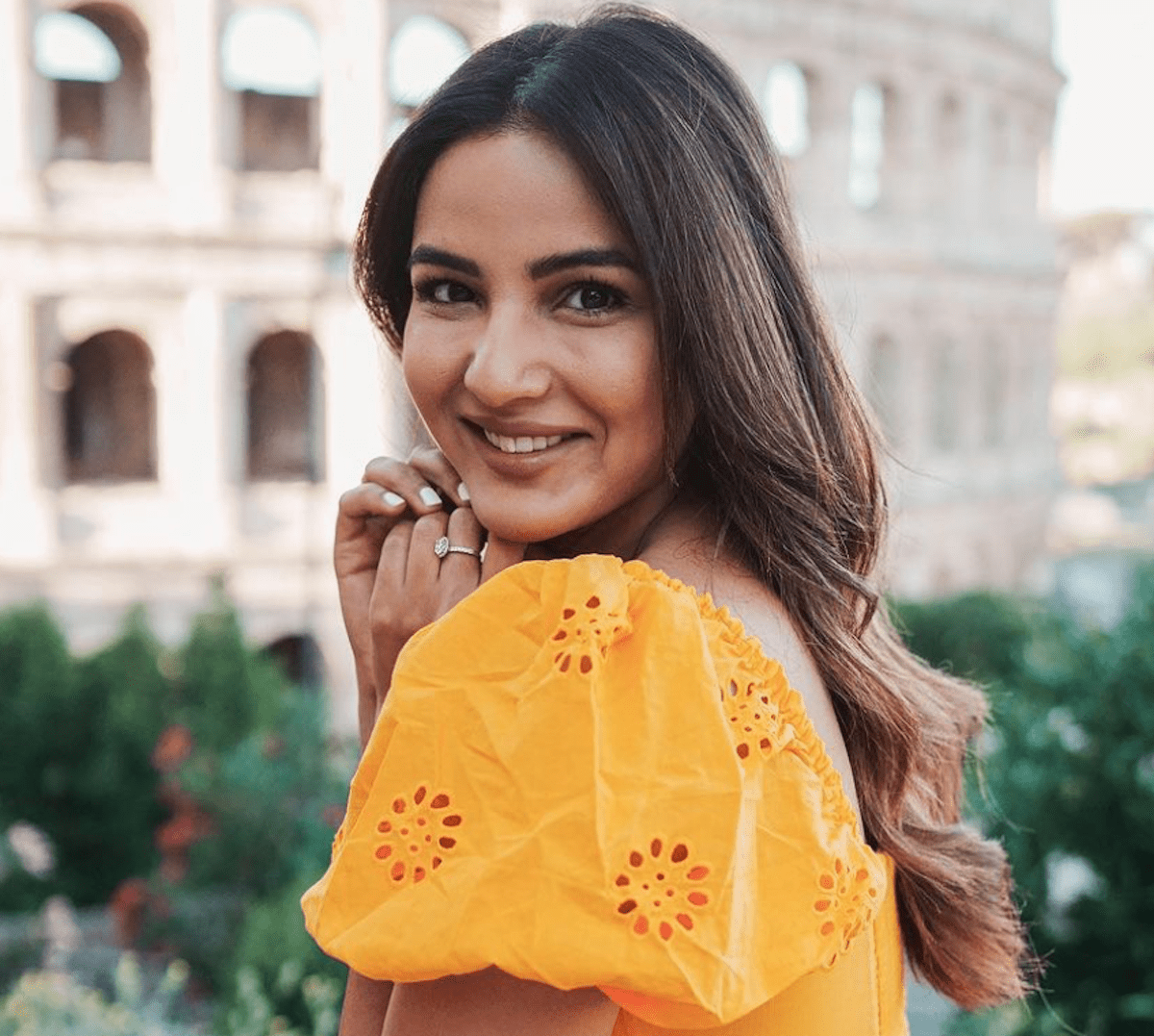 "Jasmin Bhasin's Stunning Swimsuit Snapshot Takes Flight"