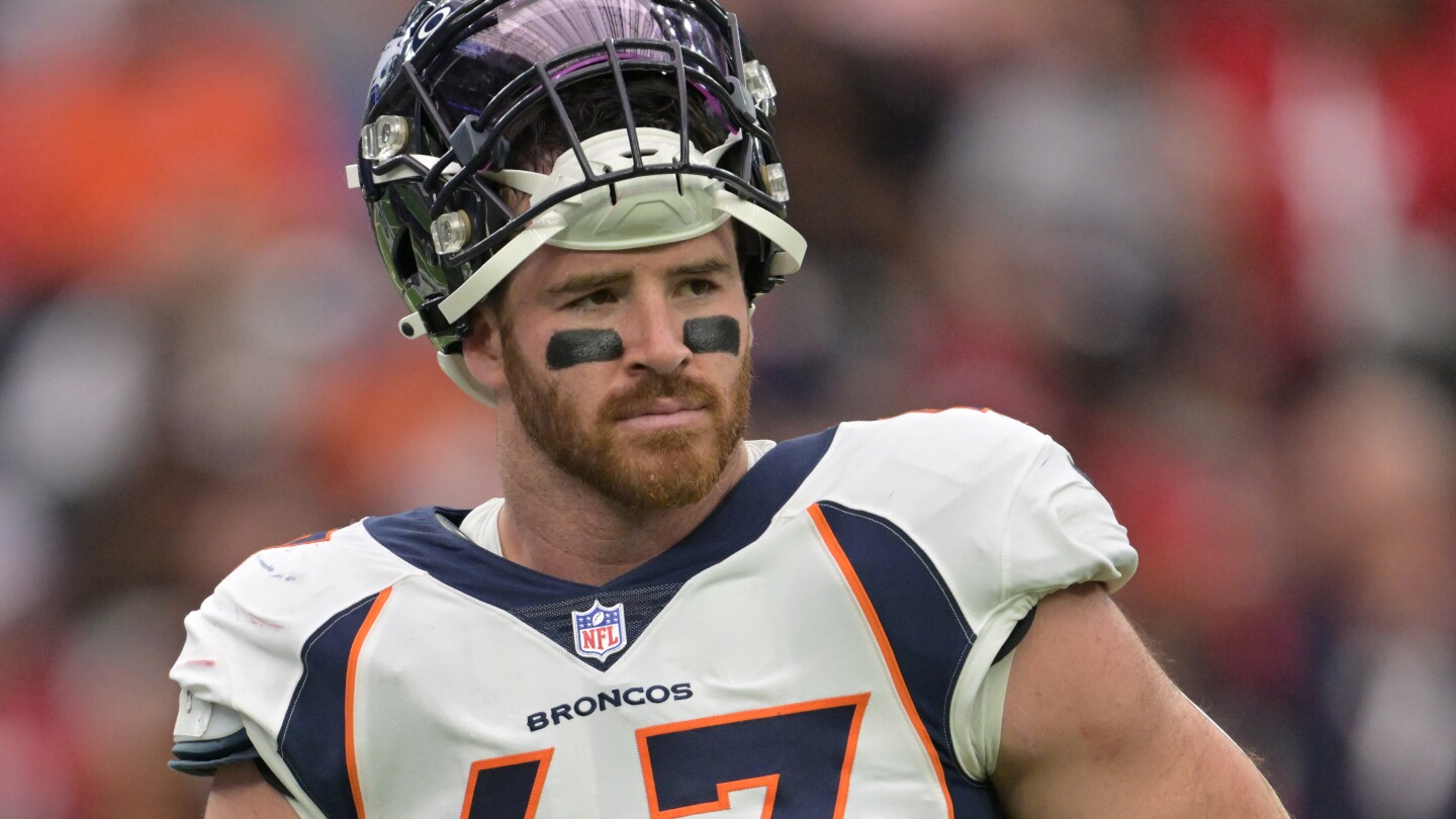 "Panthers Secure Linebacker Josey Jewell in Multi-Year Deal"