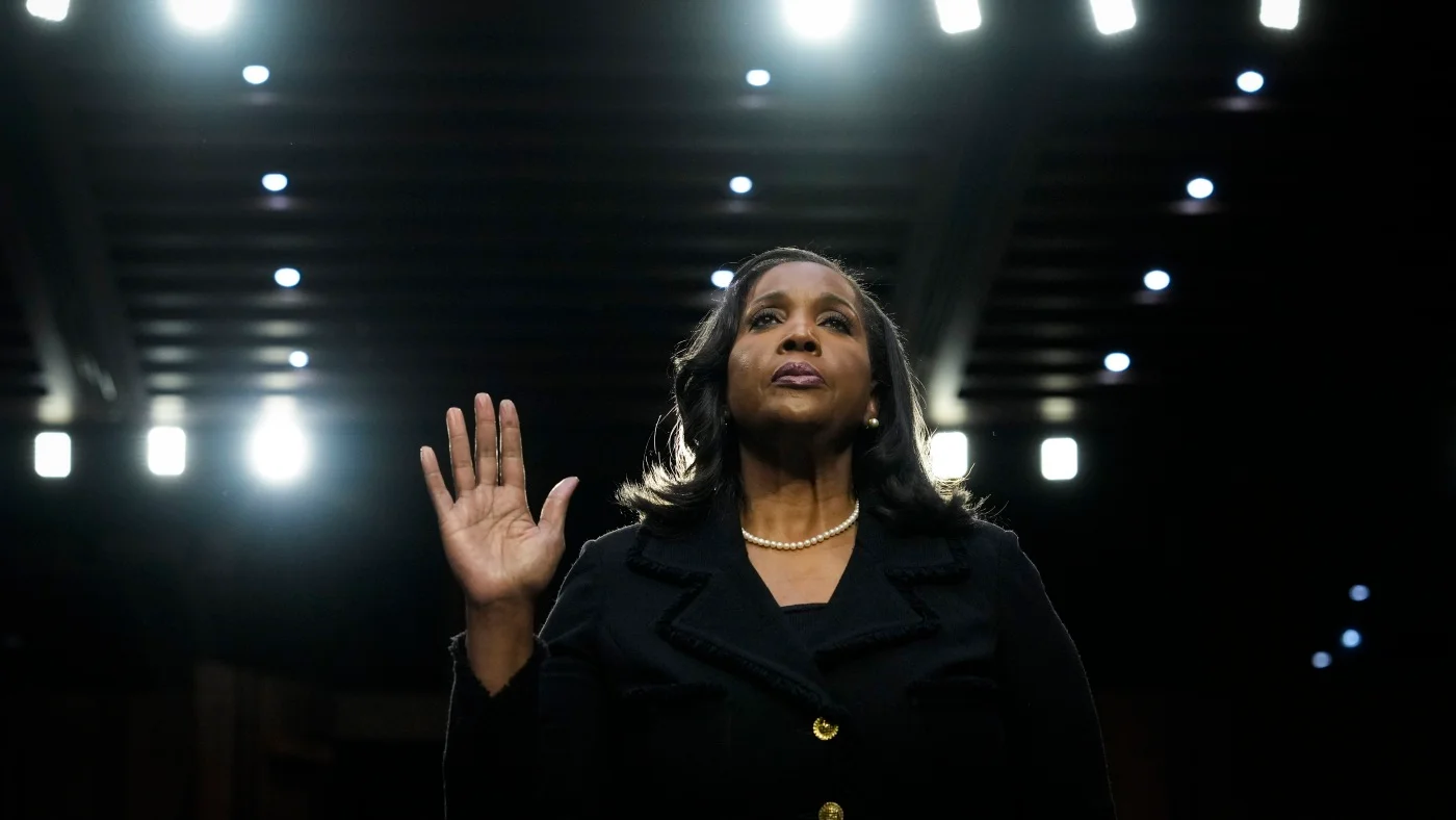 Fed Governor Lisa Cook Sues Trump Over Firing Threats, Challenging Federal Independence