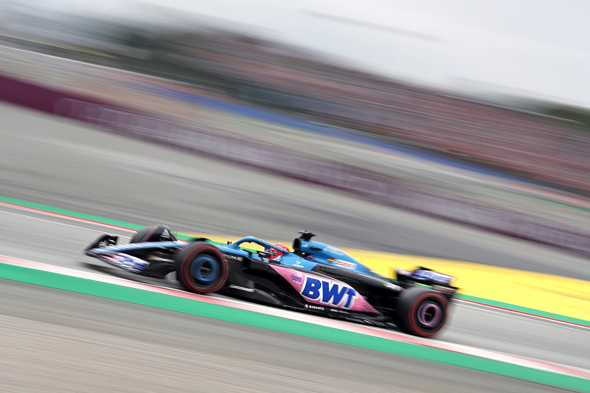 Featured image for Ryan Reynolds and Hollywood investors bring new opportunities to Alpine F1 team.