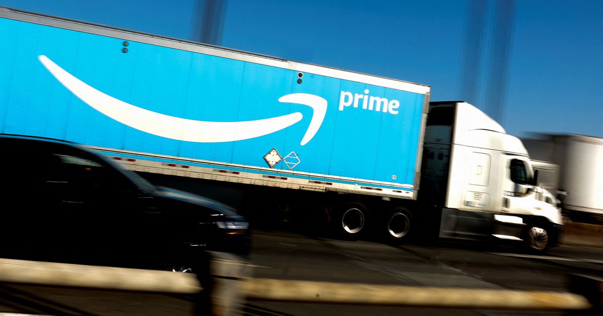 FTC accuses Amazon of deceiving Prime customers.