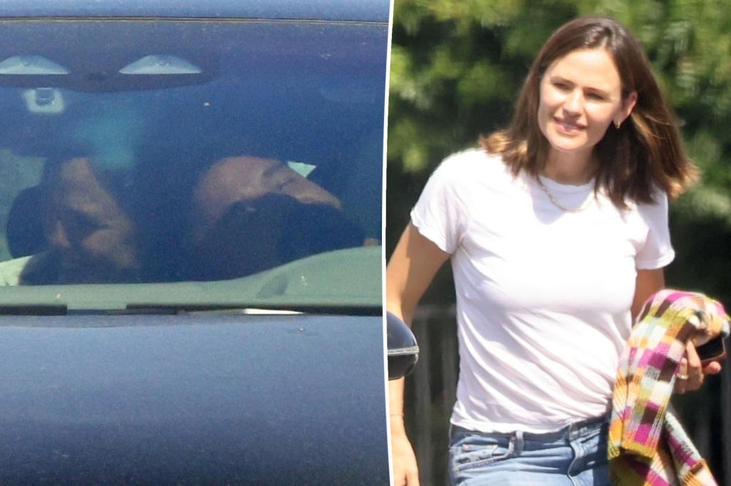 "Ben Affleck and Jennifer Garner Reunite for Intimate Car Moment Amidst Marital Troubles"