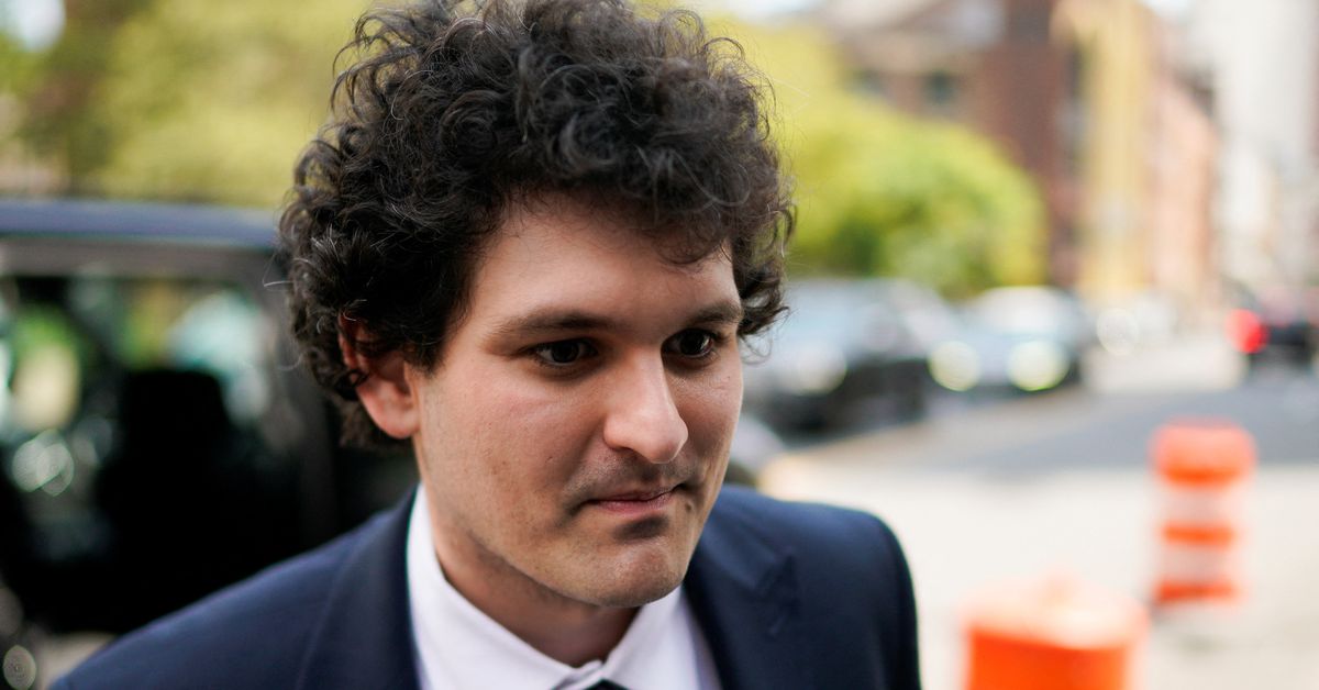 FTX CEO Bankman-Fried Accused of Using Stolen Funds for Political Donations