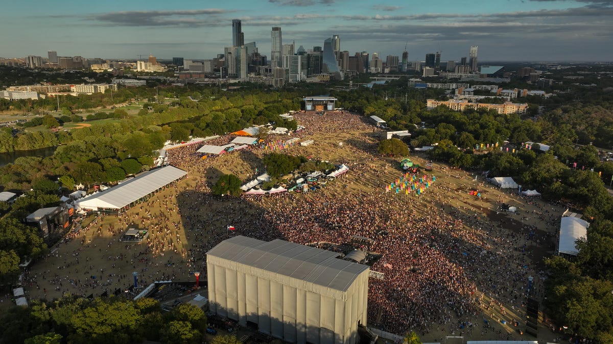 Featured image for "Aerial Snapshot Reveals Unforgettable Scene at ACL Fest 2023"