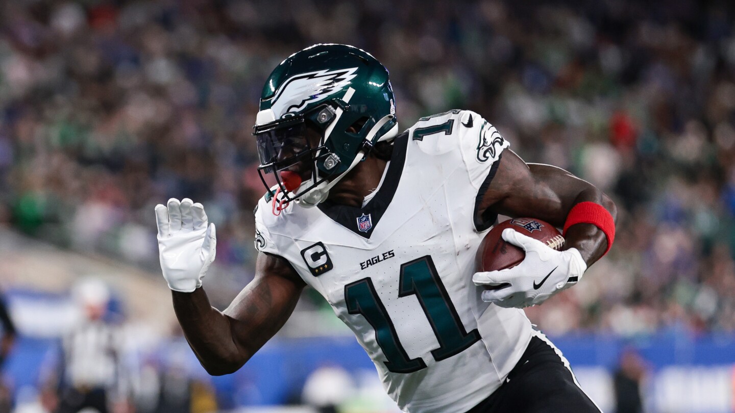 Featured image for Eagles' A.J. Brown and Teammates Downplay Recent Meeting Rumors
