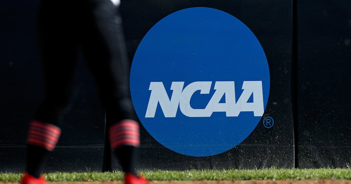 Featured image for "College Athletes Set to Receive Payments Amid Complex NCAA Changes"