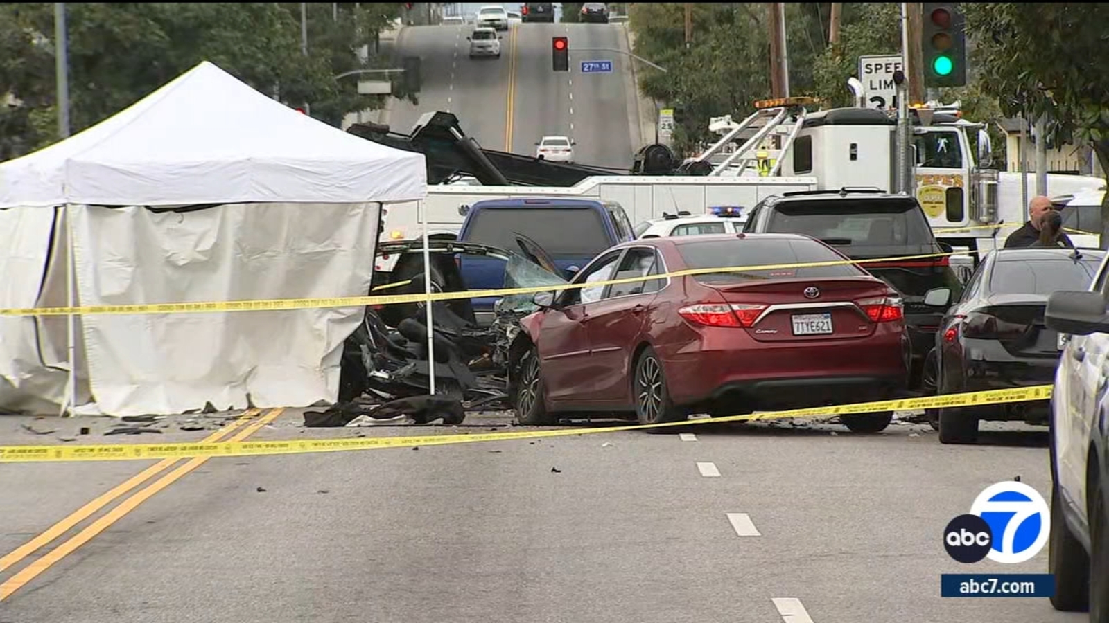 "Fatal Hit-and-Run Crash Claims 2 Lives in Jefferson Park, Los Angeles"