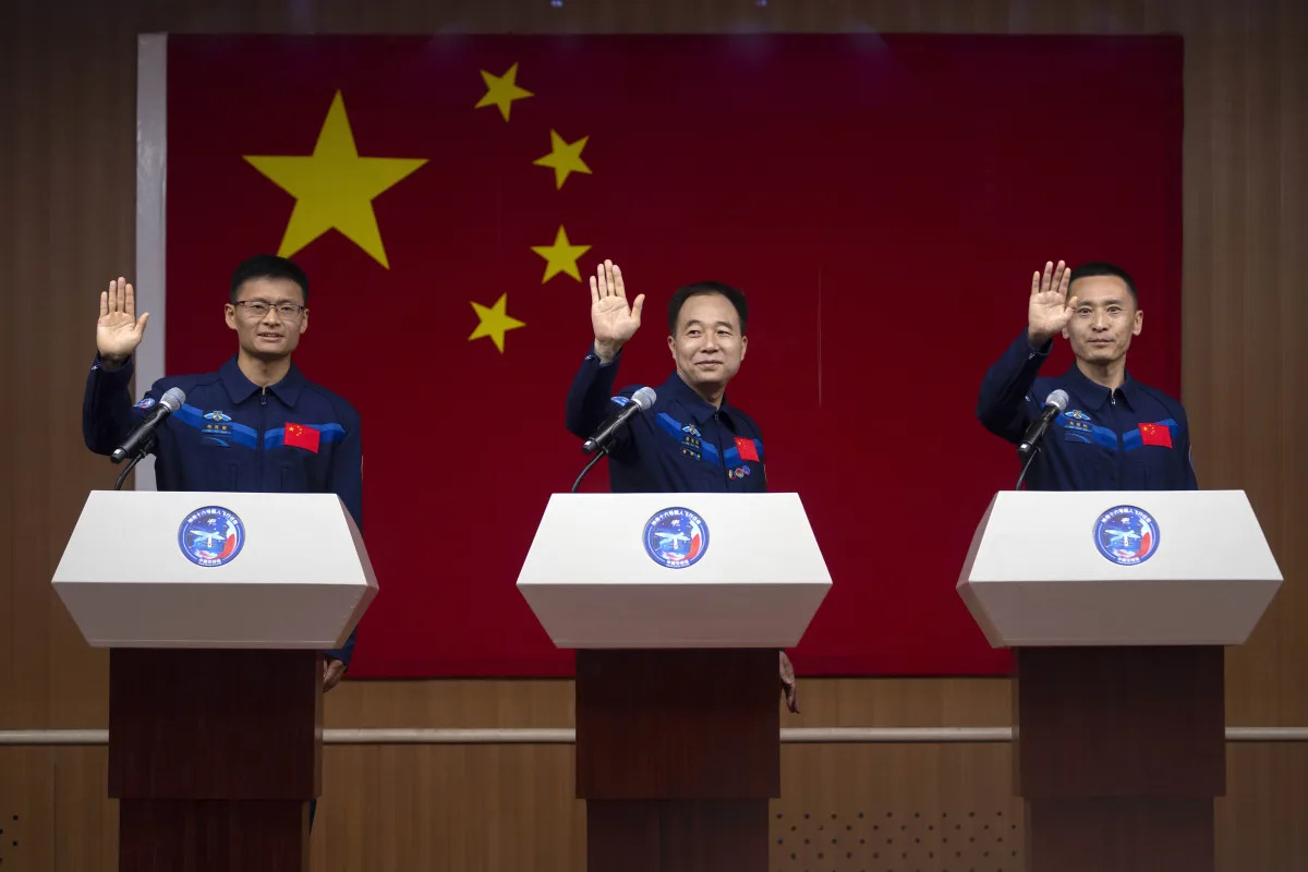 China's Moon Landing Ambitions Signal New Space Race