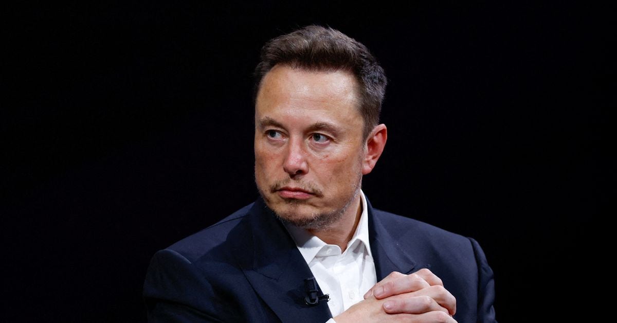 Elon Musk's Wartime Visit to Israel Sparks Starlink Agreement and Controversy