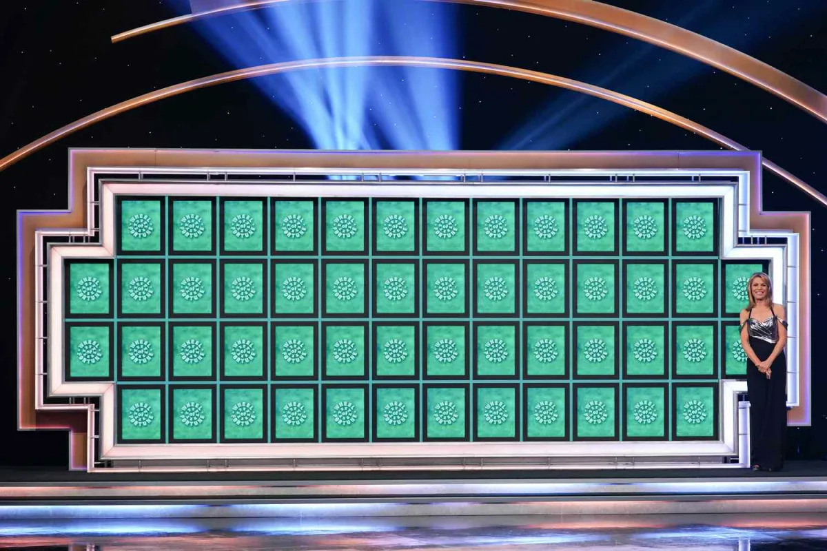 Featured image for "Double Misfortune: 'Wheel of Fortune' Contestant's Costly Blunders Leave Fans Stunned"