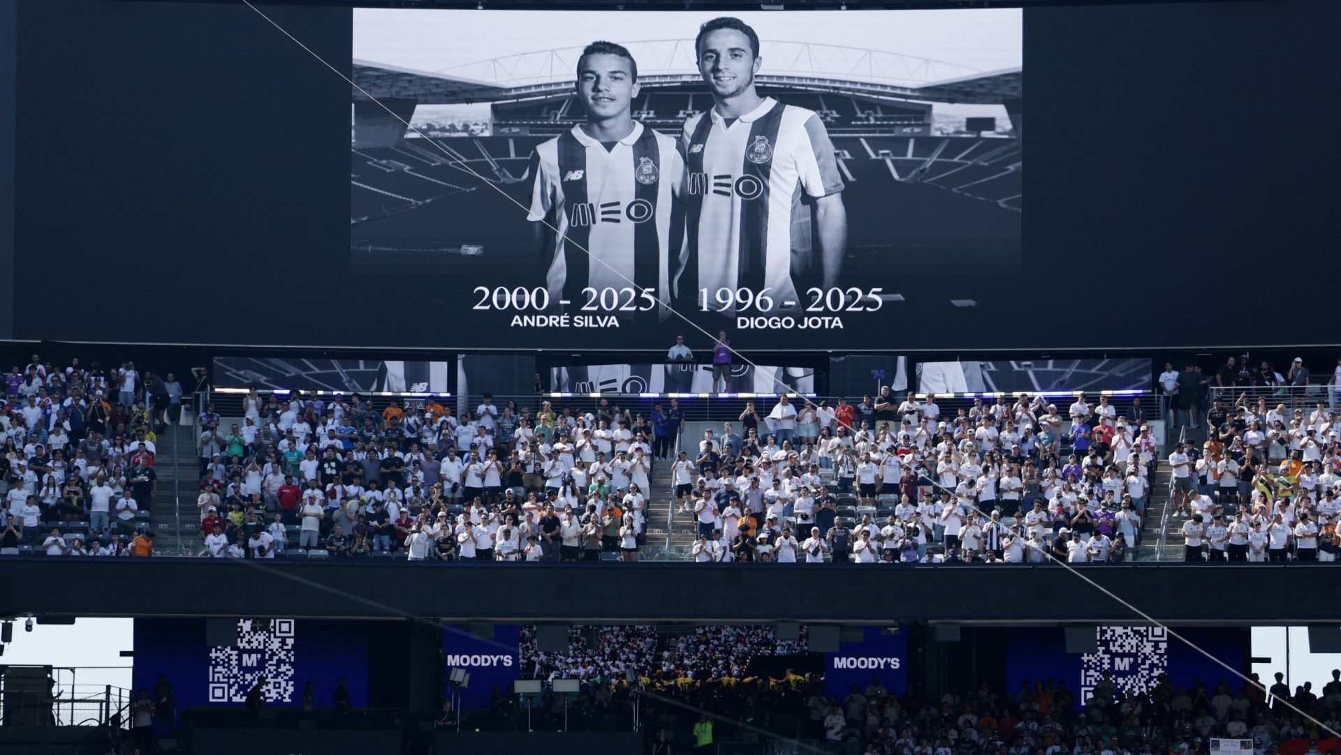 Featured image for Liverpool Stars Mourn Diogo Jota as Family Receives $20M Deal