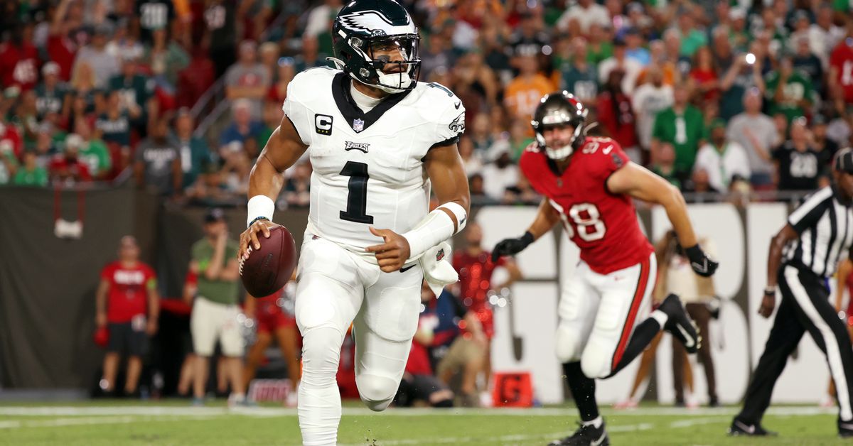 Featured image for Jalen Hurts: Breaking NFL Records