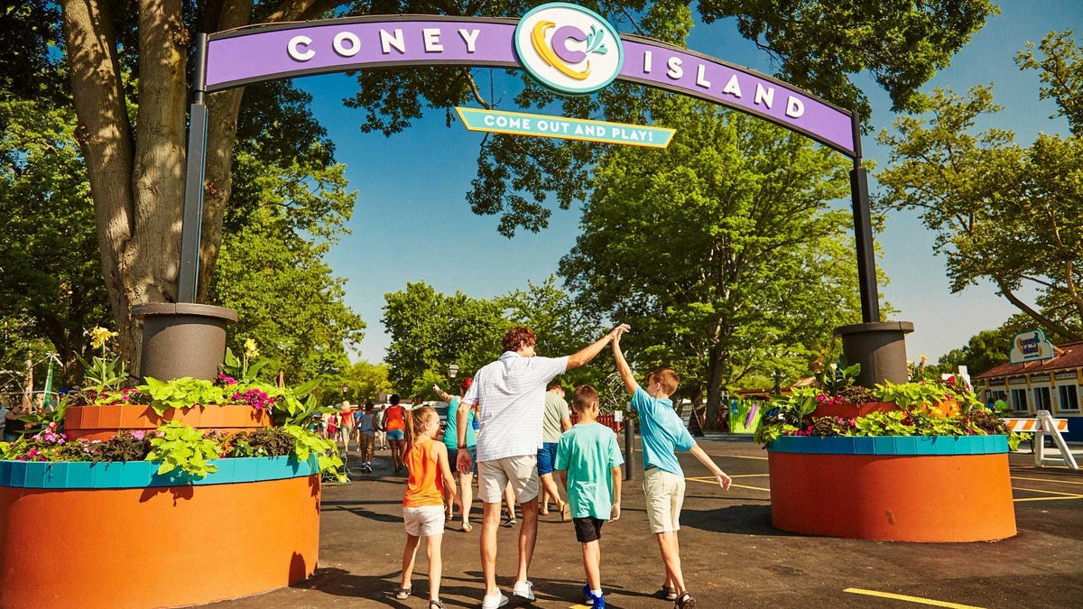 Featured image for Coney Island Water Park to Permanently Close at Year's End