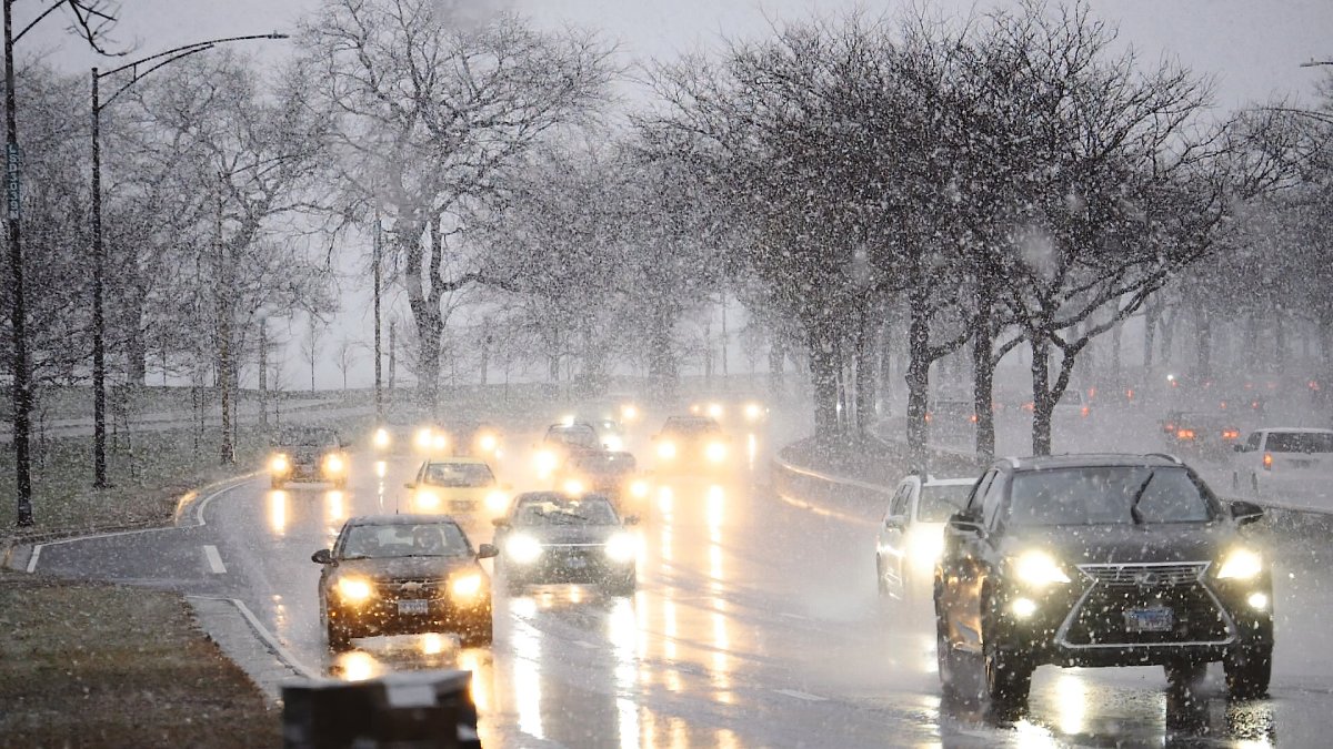 "Chicago Area Braces for Back-to-Back Snowstorms and Arctic Temperatures"