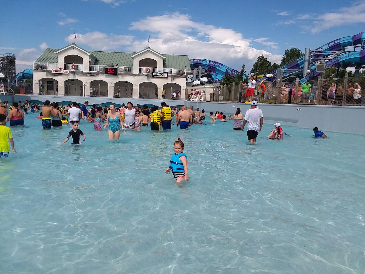Featured image for 9-Year-Old Girl Dies in Water Park Incident at Hersheypark
