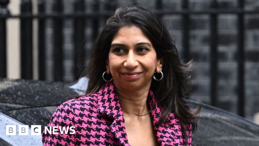 Featured image for "Record High UK Net Migration Puts Pressure on Sunak and Braverman"