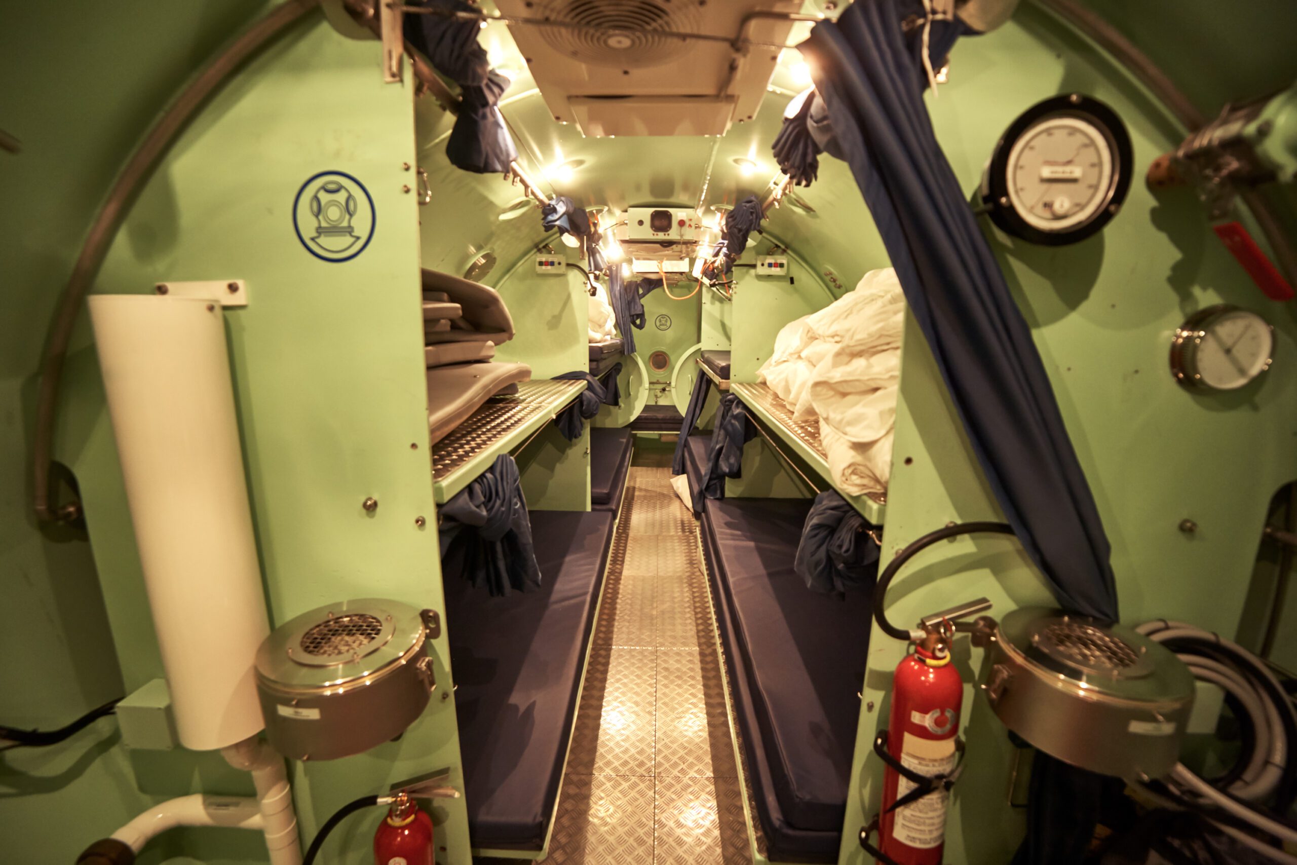 "Exploring the Depths: The Fascinating World of Saturation Diving"