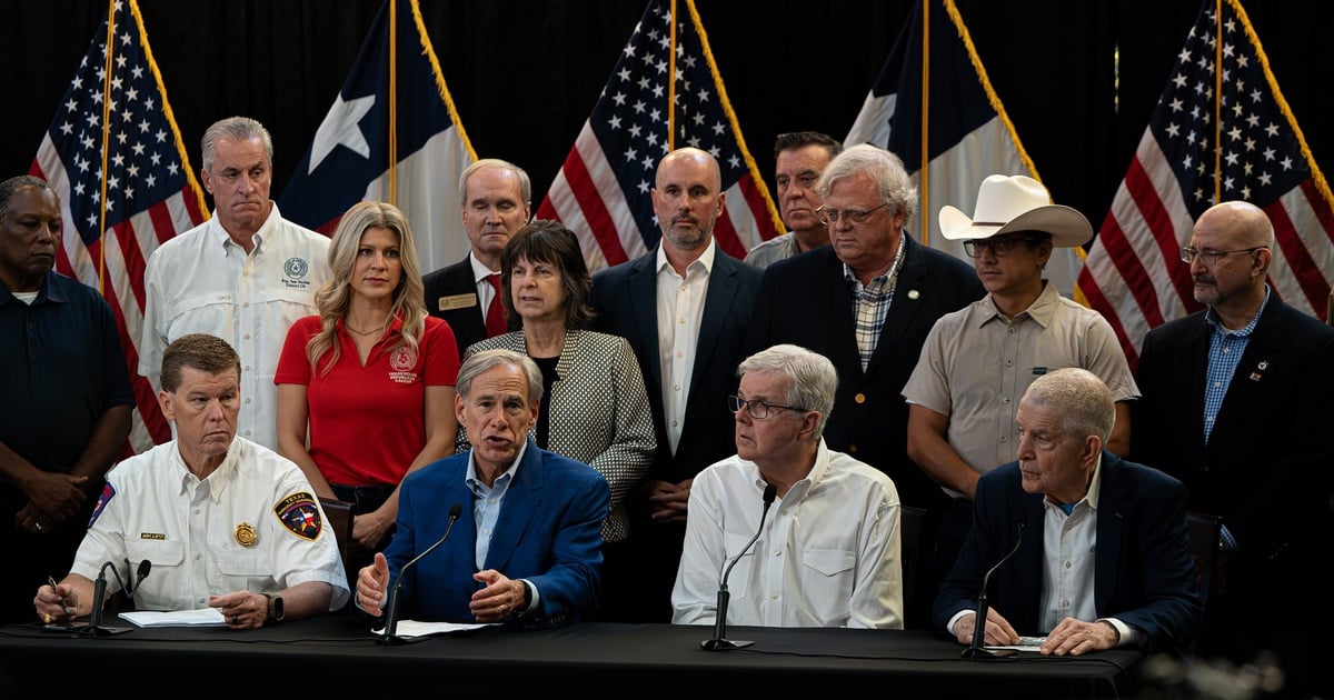 Featured image for Gov. Abbott Demands Urgent Action from CenterPoint Amid Beryl Blackout Crisis