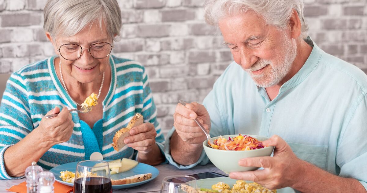 Featured image for Eating eggs and certain foods weekly may significantly lower Alzheimer's risk