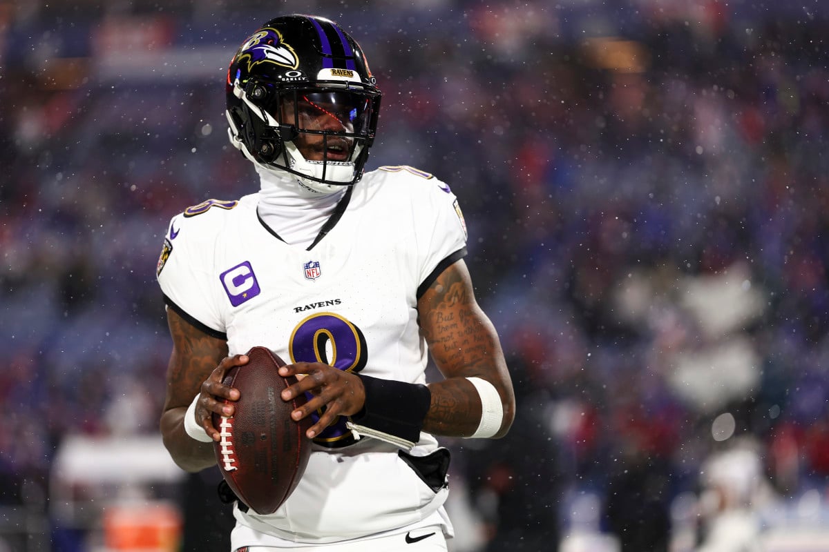 Featured image for Lamar Jackson and Fan Incidents Lead to NFL Stadium Bans