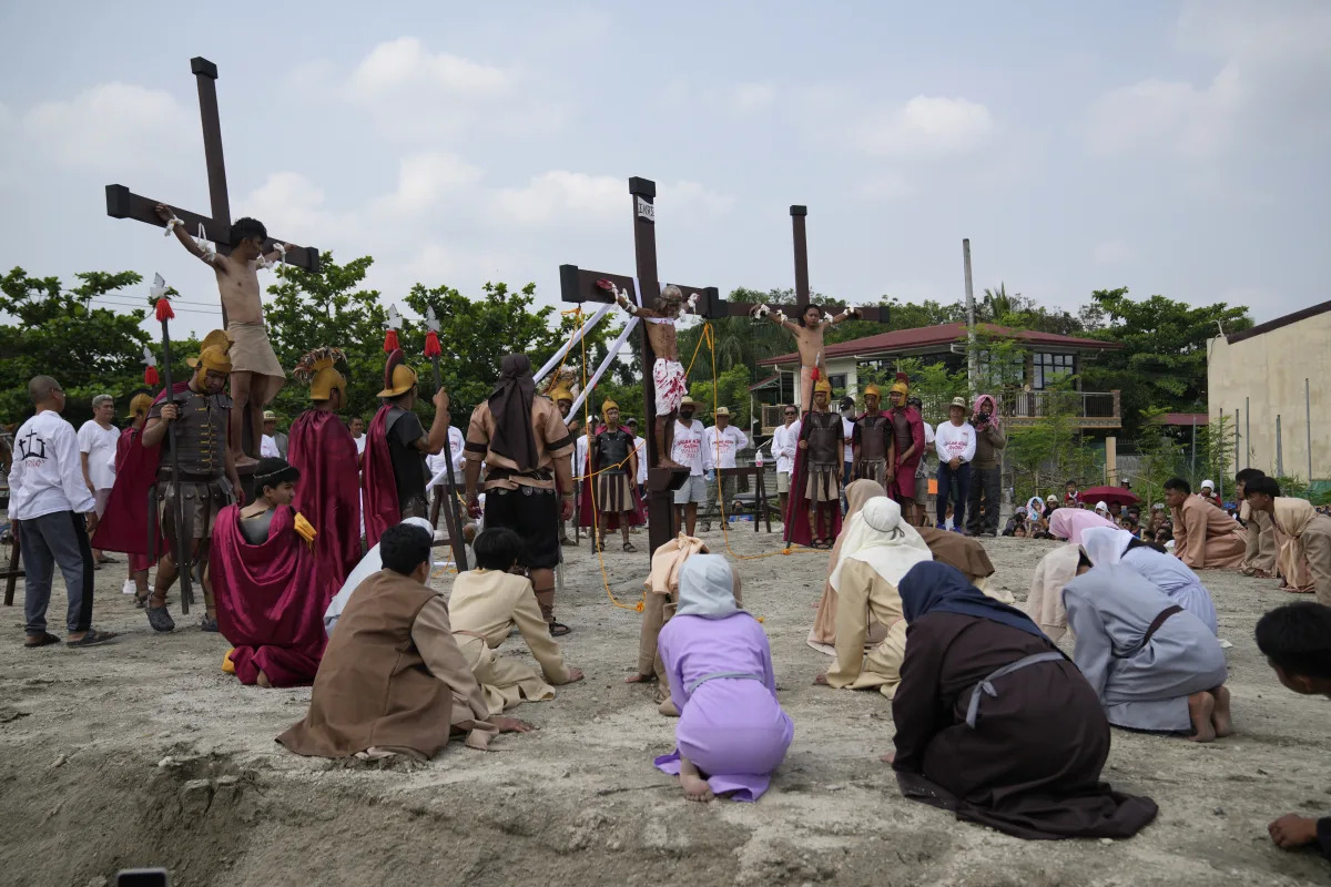 Controversy as Filipinos Crucified Despite Church Opposition.