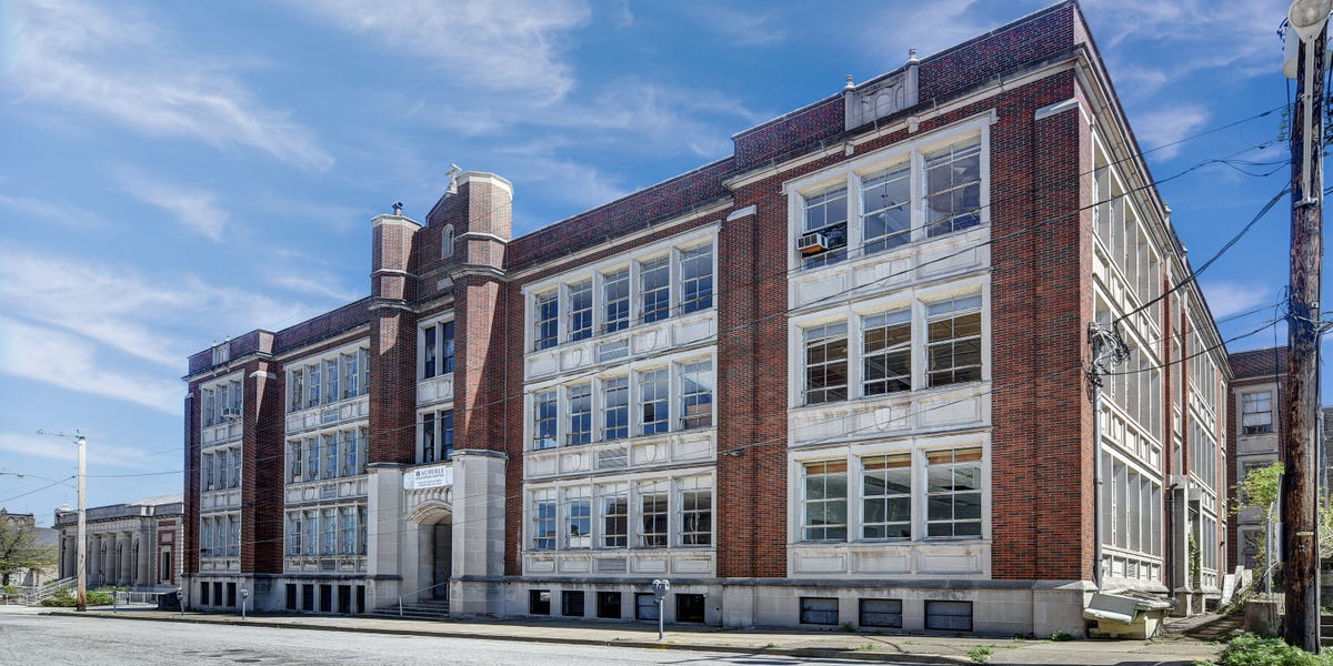 Featured image for From Abandoned to Luxury: Investors Transform High School into 31 Apartments.