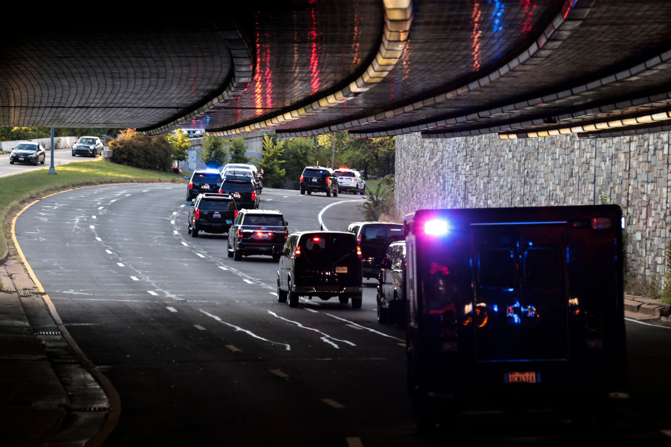 Featured image for Presidential Motorcade Causes Traffic Slowdown in DC Area