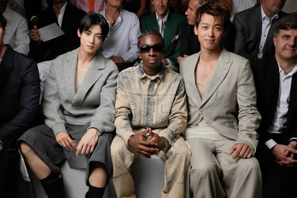 Featured image for Dior's Kim Jones Unveils New Menswear Look for Spring/Summer 2024.