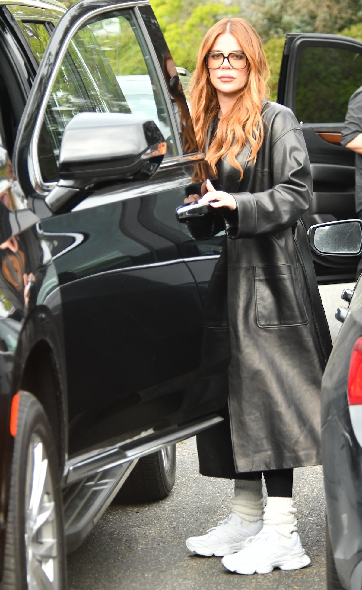 "Khloe Kardashian on the Mend After Injury"