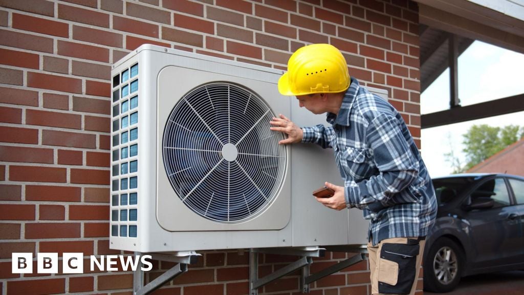 Featured image for UK Accelerates Climate Goals with Increased Electric Vehicle and Heat Pump Adoption