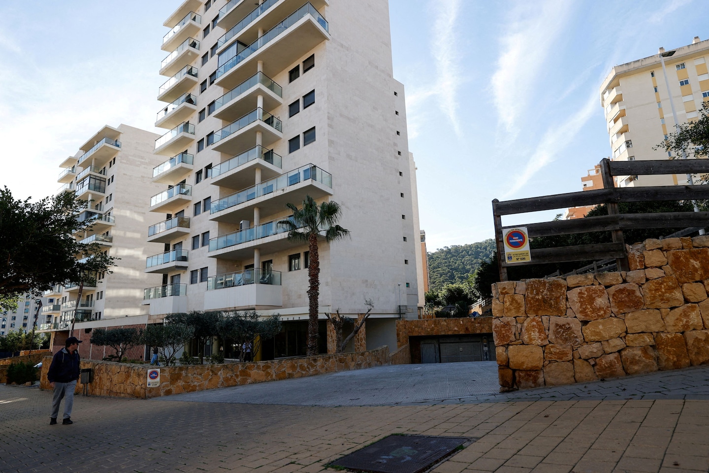 Featured image for "Spain Killing Links to Putin's Unchecked Power"