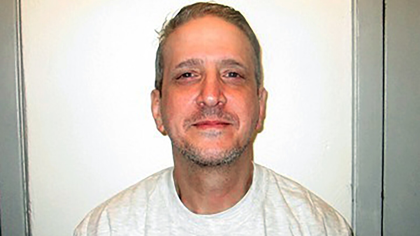 "Supreme Court Considers Overturning Oklahoma Death Row Inmate's Conviction"