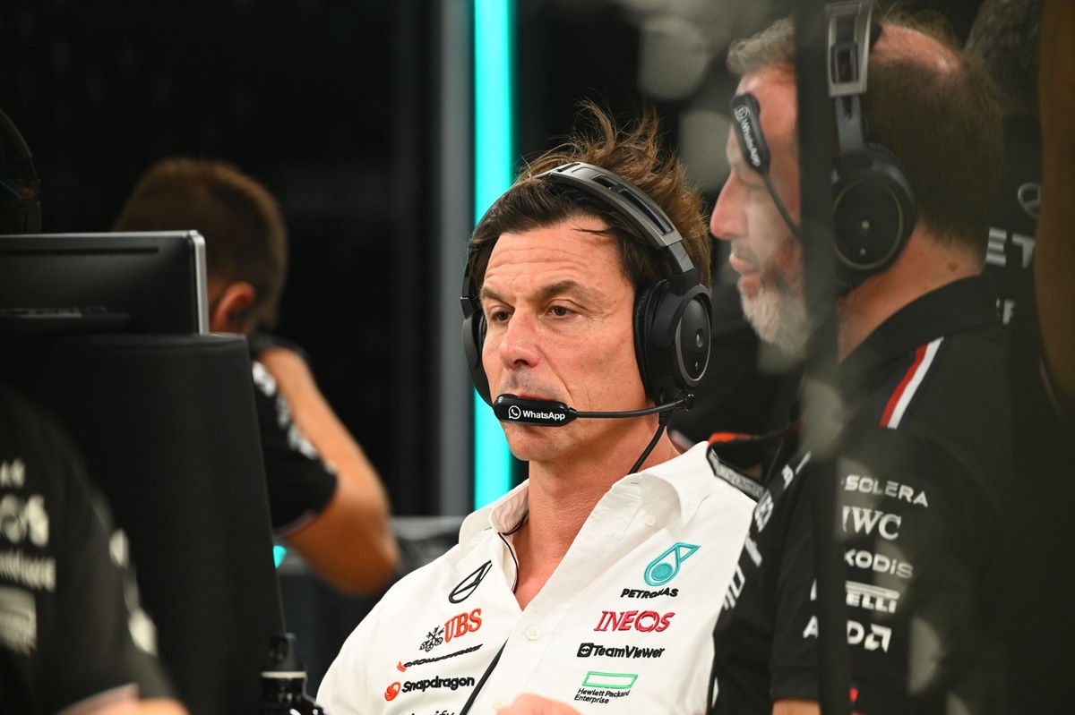 Featured image for Norris Secures Pole as Hamilton Faces Early Exit in Abu Dhabi