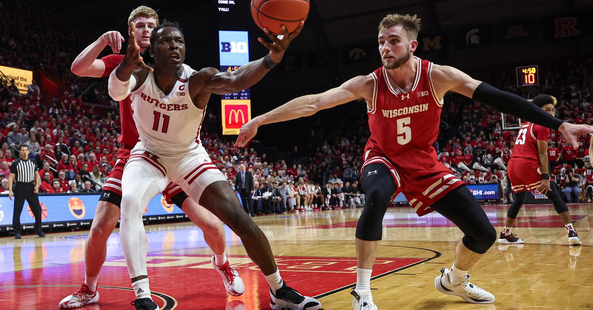 "Rutgers Dominates No. 11 Wisconsin in Men's Basketball Showdown"