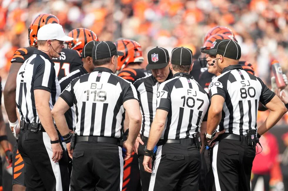 NFL to recruit replacement referees amid officiating dispute