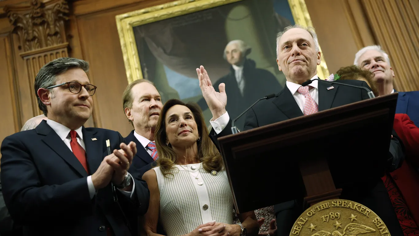 Featured image for House Recesses Early Amid Epstein Controversy and Security Funding