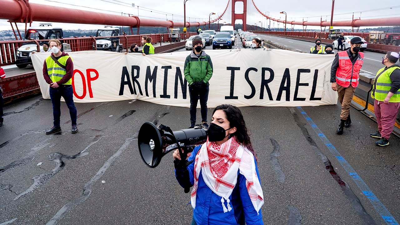 Pro-Palestinian Protesters Temporarily Halt Traffic on Golden Gate Bridge