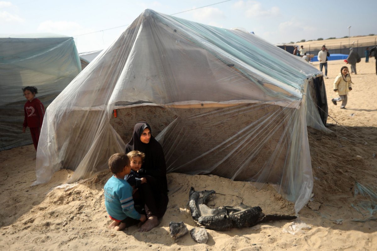"Violent Confrontation: Israeli Settlers Attack Palestinians in West Bank"