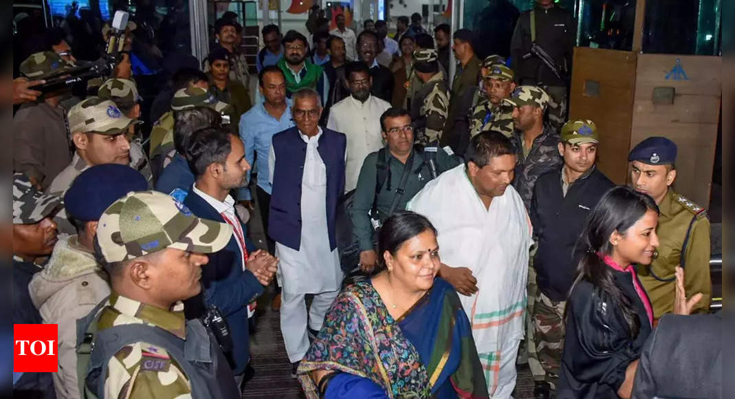 Featured image for "Jharkhand Floor Test: MLAs Flown Back, Caste Charge, and Government's Fate"