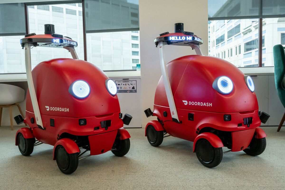 Featured image for DoorDash Launches Delivery Robots and Smart Scale to Transform Local Commerce