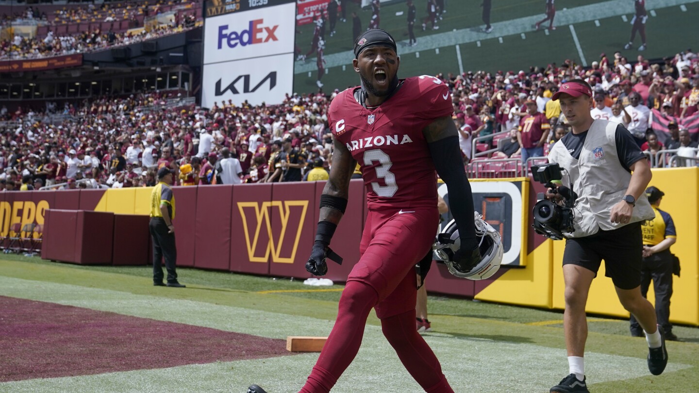 "Giants' Stunning Comeback Secures Victory Against Cardinals"