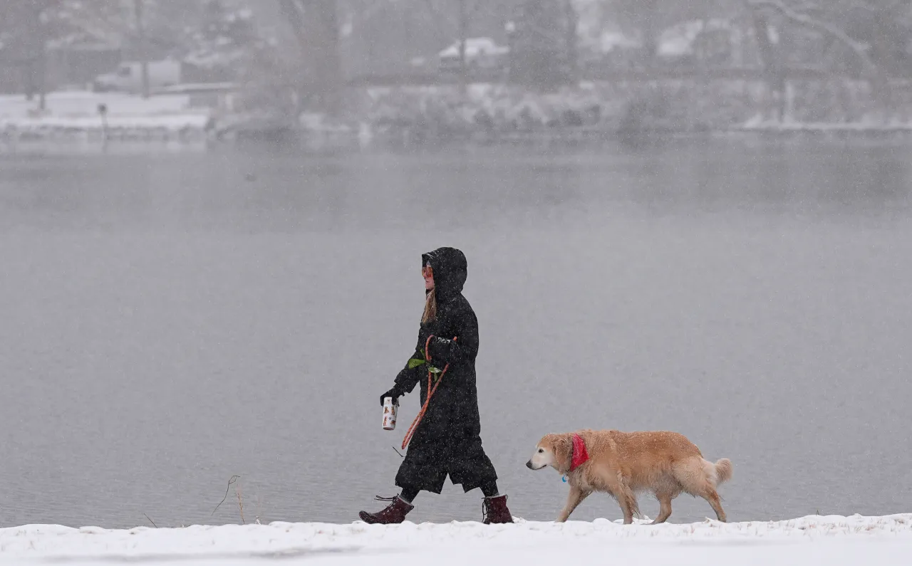 "Colorado Braces for Heavy Snow and Dangerous Winds in Upcoming Winter Storm"