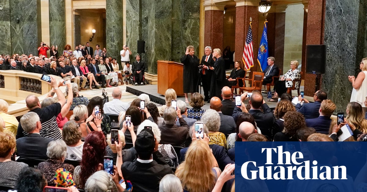 "Legal Battle in Wisconsin Challenges GOP's Electoral District Boundaries"