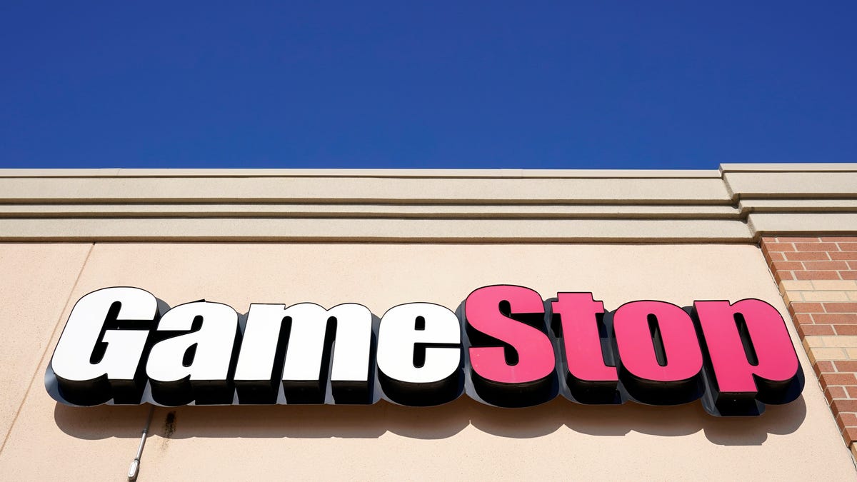 Florida GameStop Employee Faces Charges for Fatally Shooting Suspected Shoplifter