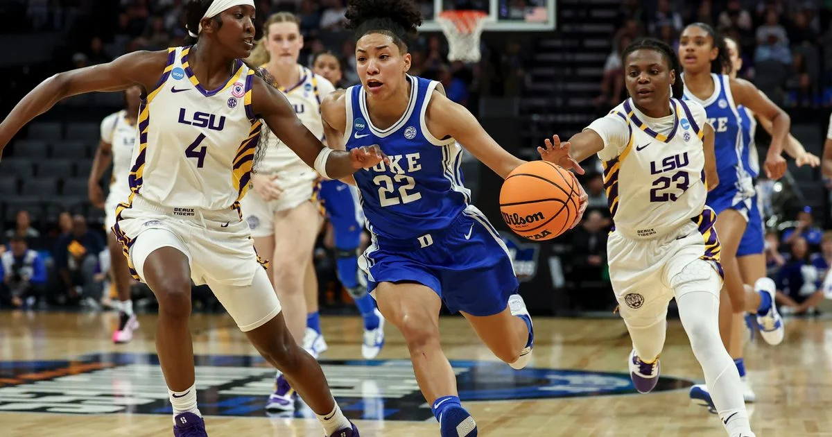 Jackson's buzzer-beater sends Duke past LSU into Elite Eight