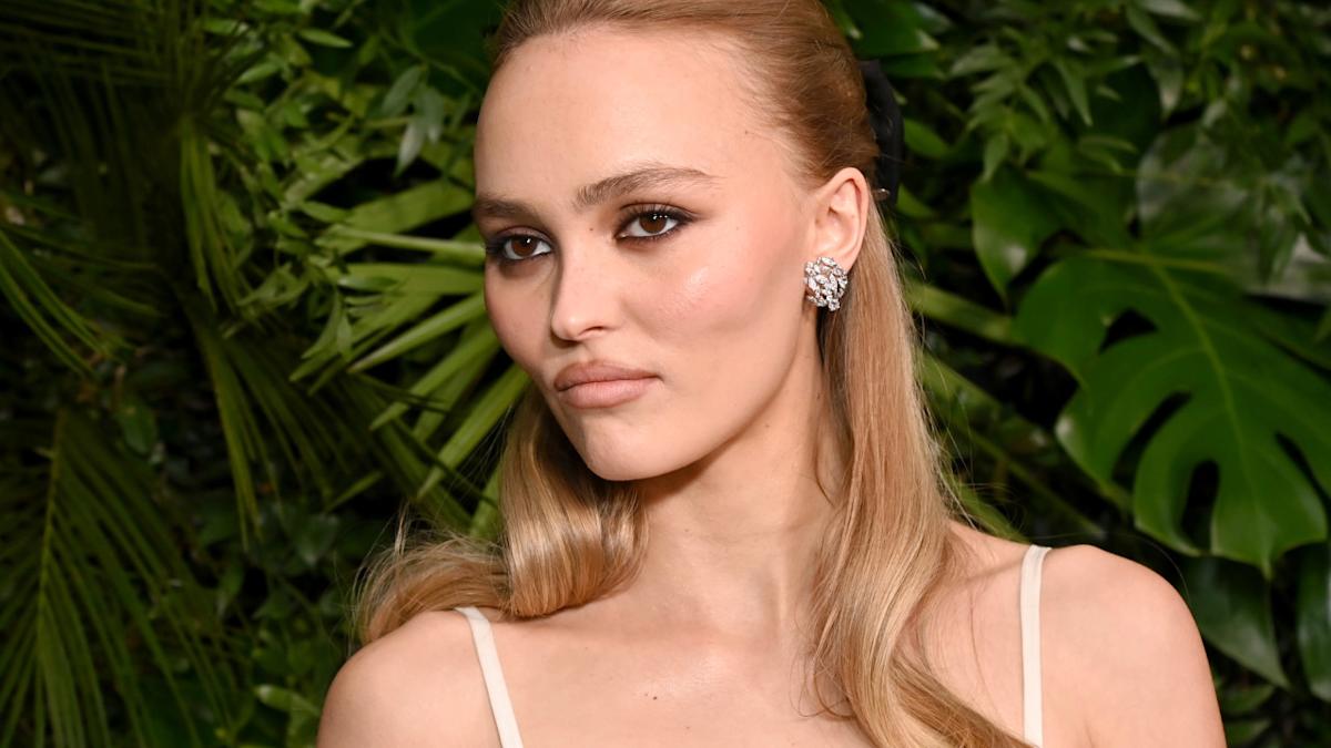 Featured image for Lily-Rose Depp and Girlfriend Celebrate Love in Style