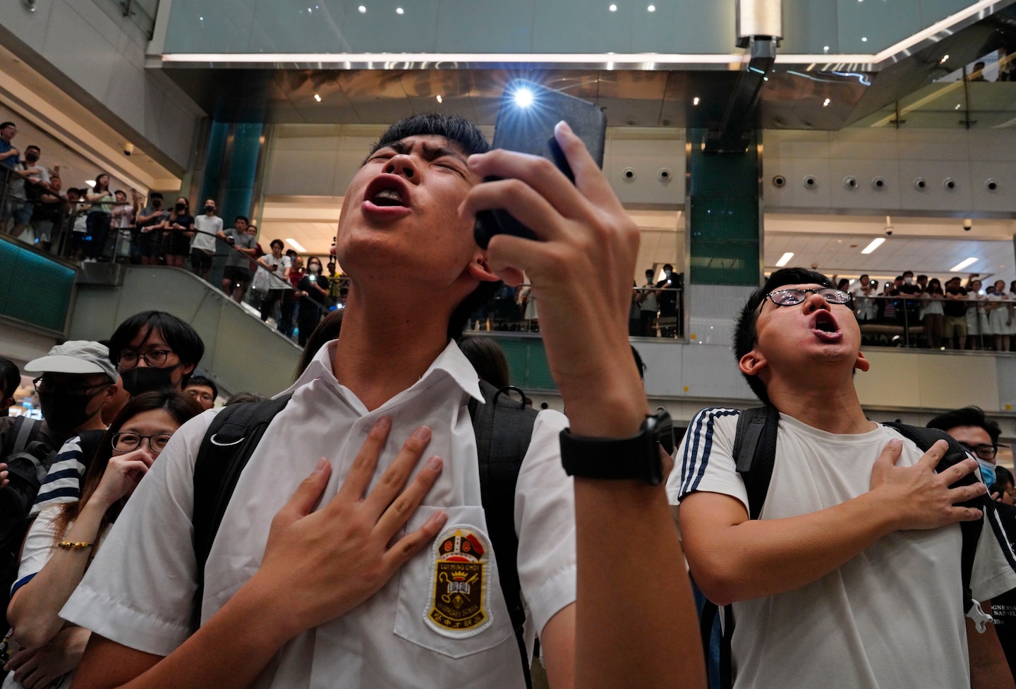Hong Kong Judge Defies Government, Allows Pro-Democracy Anthem