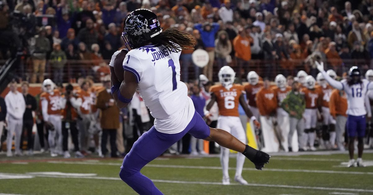 "NY Jets' Draft Strategy: Trading Down or Filling Key Needs with Top Picks?"