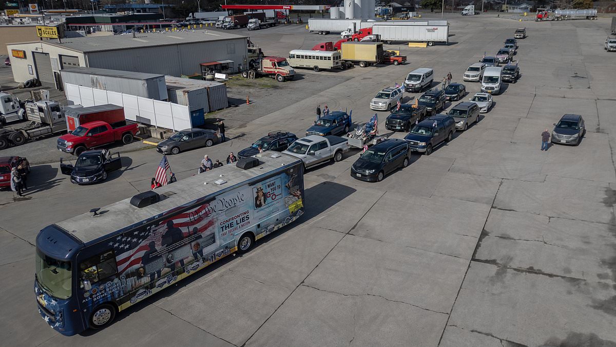 Featured image for "Truckers' 'God's Army' Convoy Takes Aim at Texas Border Crisis"
