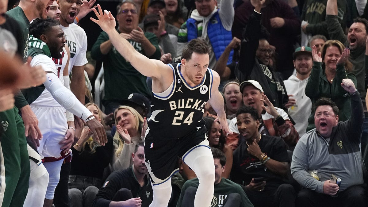 Bucks Dominate Heat in Giannis' Absence.
